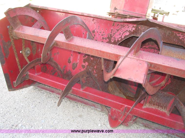 image for item G9952 International 80 snow blower