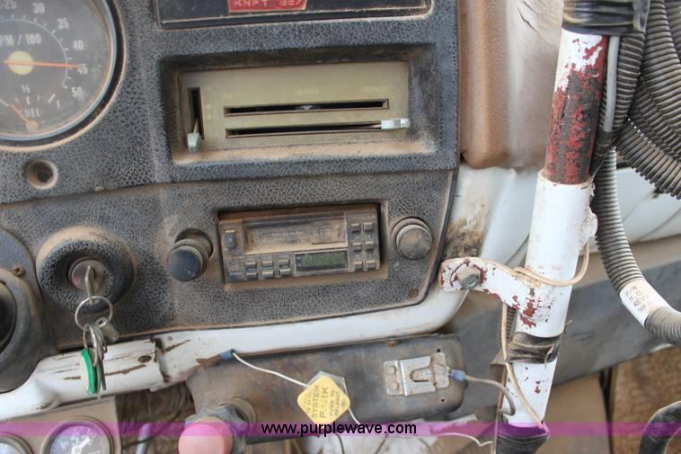 image for item H8832 1980 GMC 7000 Big Wheels sprayer