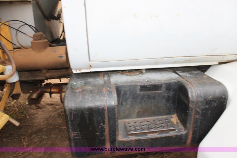 image for item H8832 1980 GMC 7000 Big Wheels sprayer