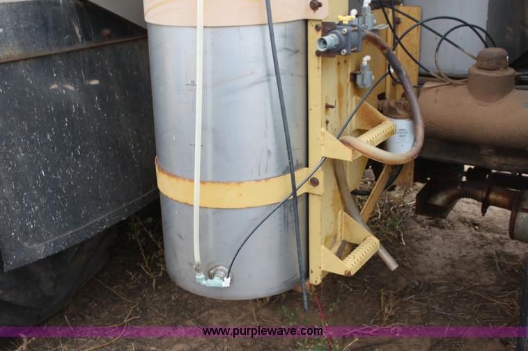 image for item H8832 1980 GMC 7000 Big Wheels sprayer