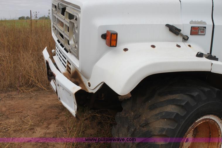 image for item H8832 1980 GMC 7000 Big Wheels sprayer