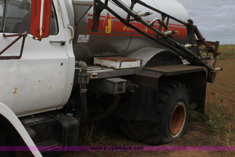 image for item H8832 1980 GMC 7000 Big Wheels sprayer