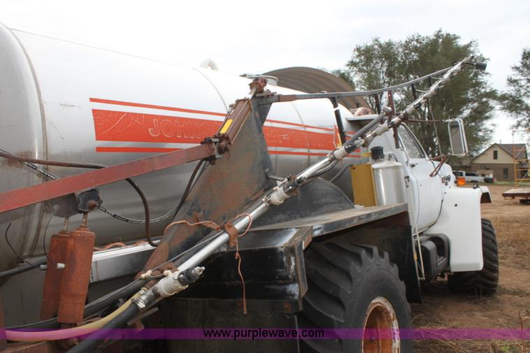 image for item H8832 1980 GMC 7000 Big Wheels sprayer