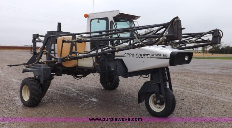 image for item H9056 Melroe 220 spray coupe