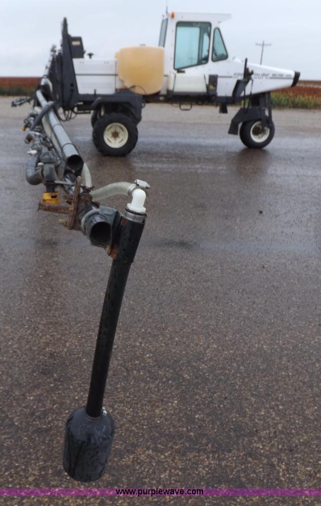 image for item H9056 Melroe 220 spray coupe