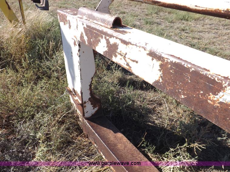 image for item H9083 Bish header adapter