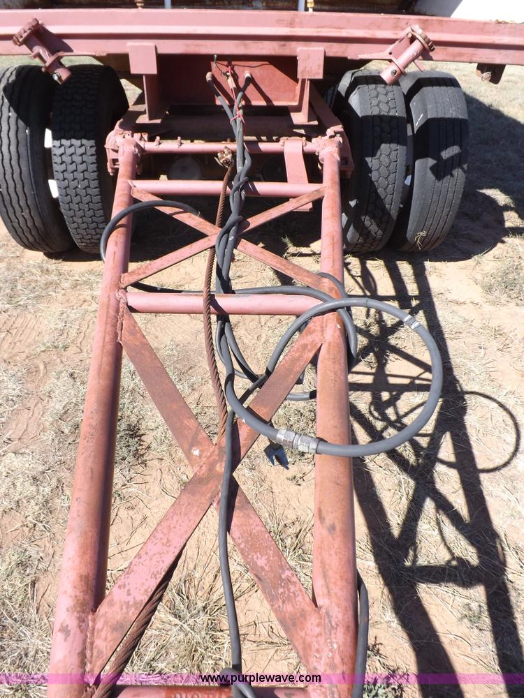 image for item H9085 1966 Utility pup grain trailer