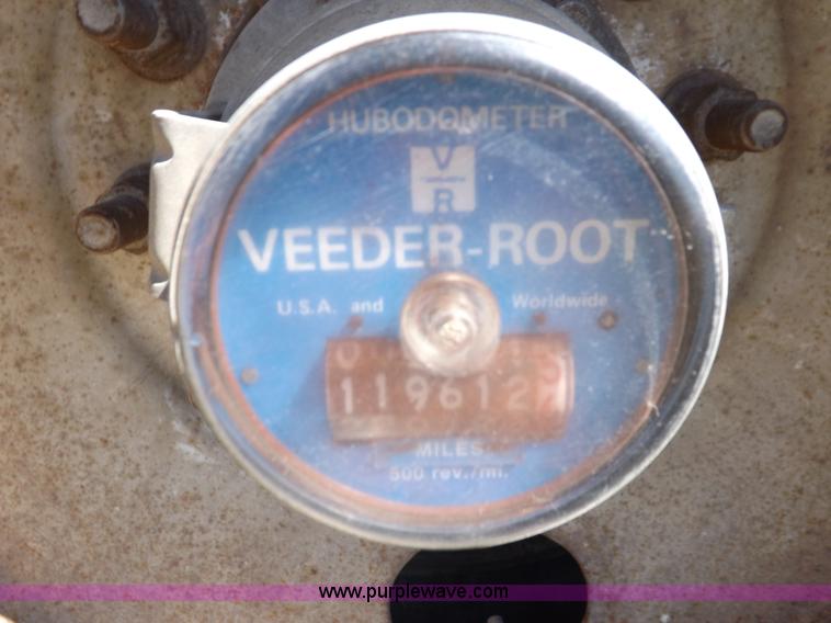 image for item H9086 2003 Transcraft TL2000F3 flatbed trailer