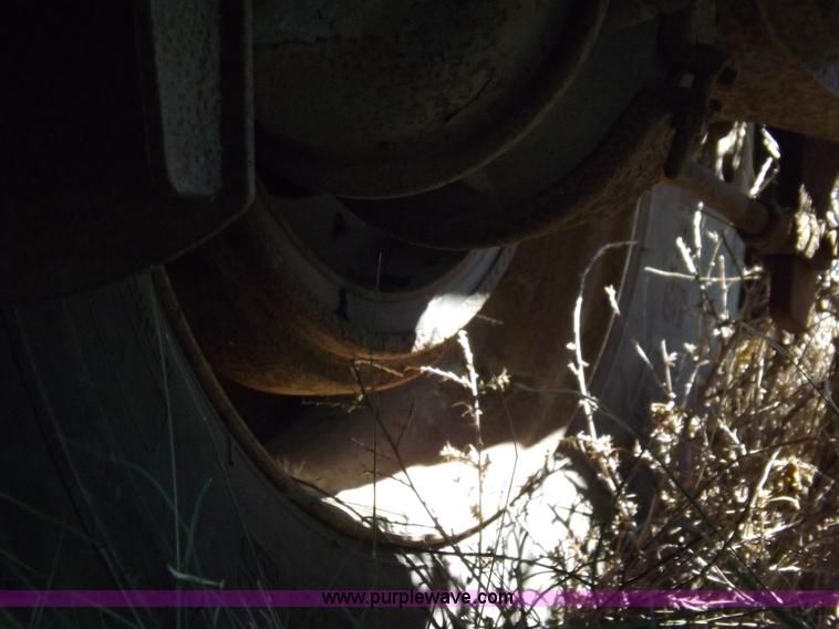 image for item H9086 2003 Transcraft TL2000F3 flatbed trailer