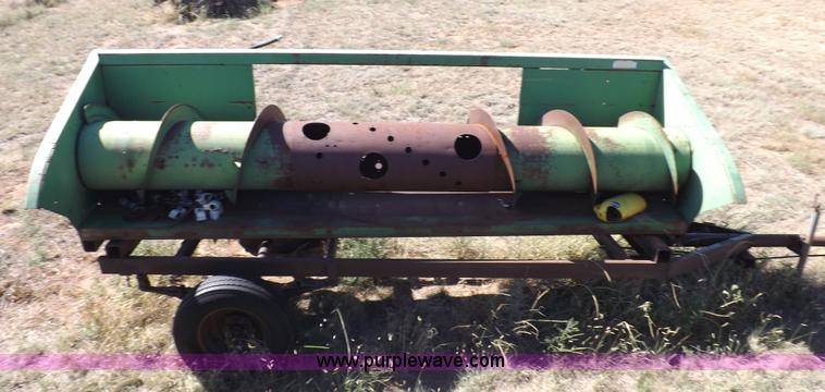 image for item H9087 John Deere 212 header