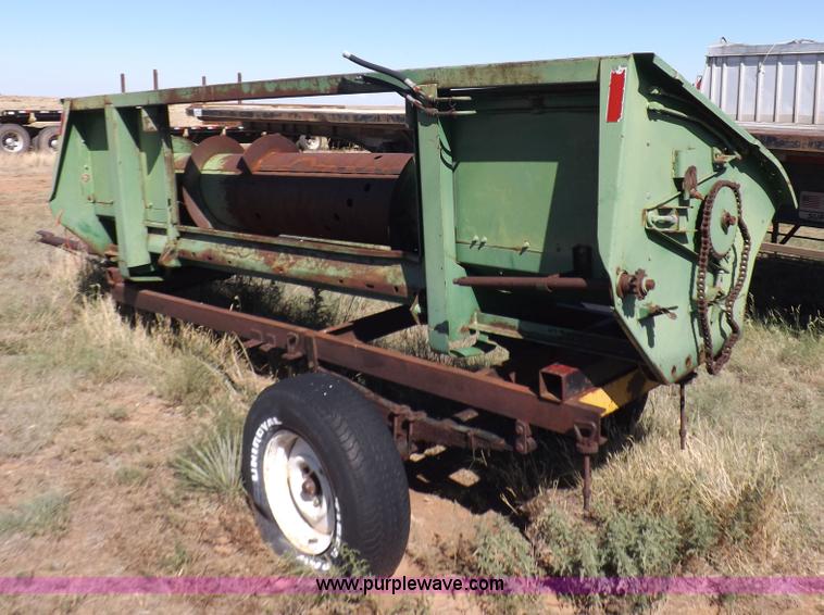 image for item H9087 John Deere 212 header