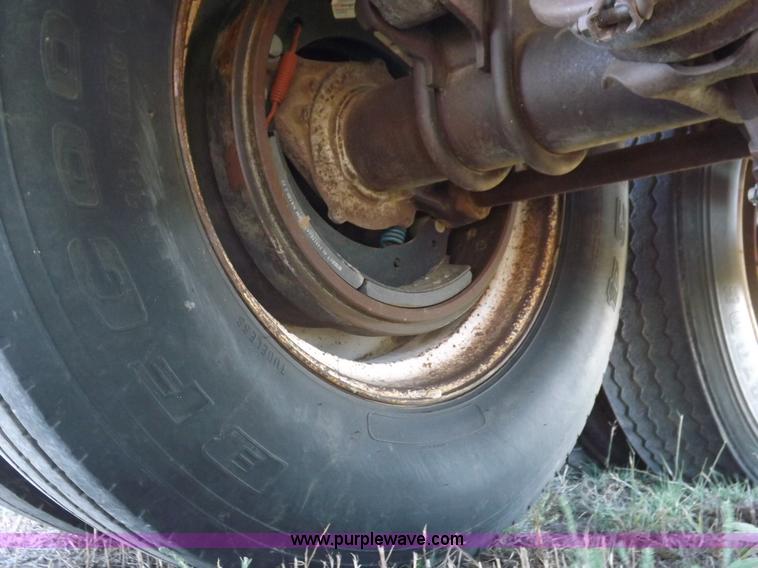 image for item H9088 1974 American grain hopper trailer