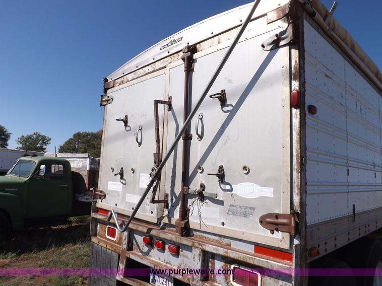 image for item H9088 1974 American grain hopper trailer