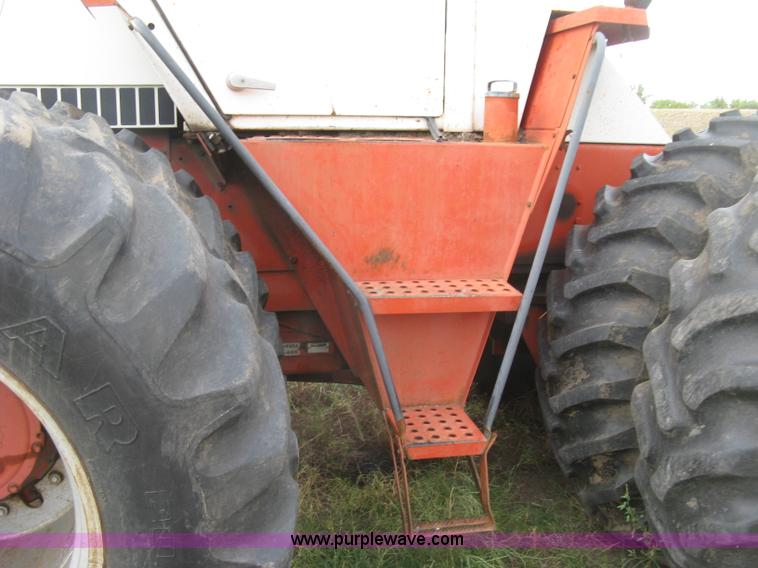 image for item H9492 1980 Case 4690 4WD tractor