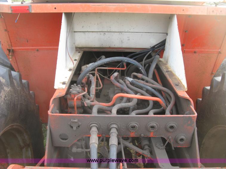 image for item H9492 1980 Case 4690 4WD tractor