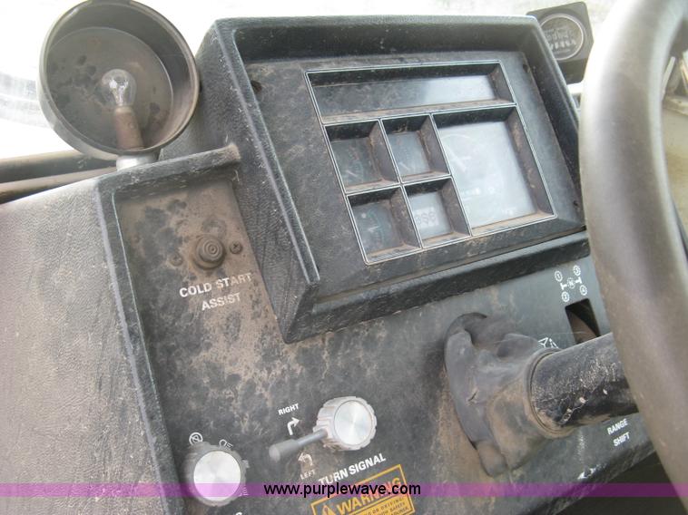 image for item H9492 1980 Case 4690 4WD tractor