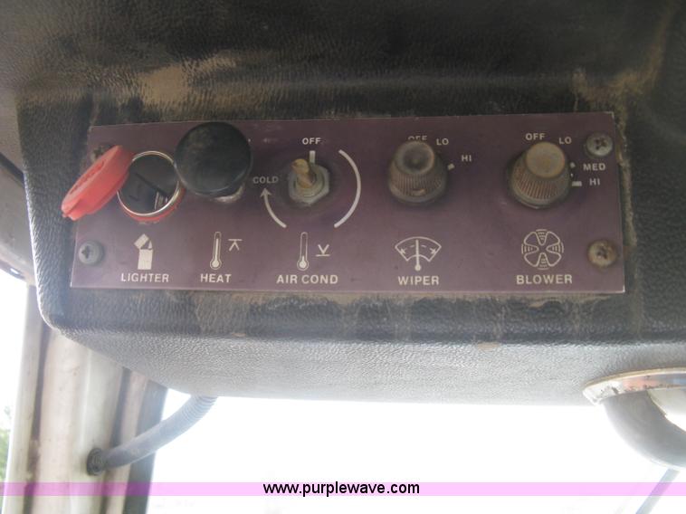 image for item H9492 1980 Case 4690 4WD tractor