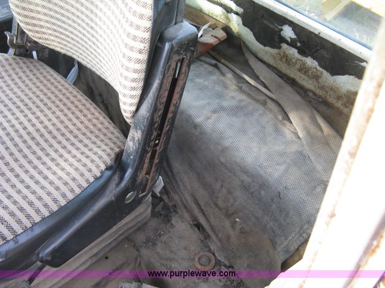 image for item H9492 1980 Case 4690 4WD tractor