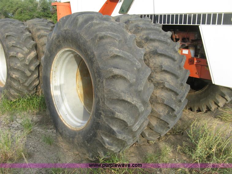 image for item H9492 1980 Case 4690 4WD tractor