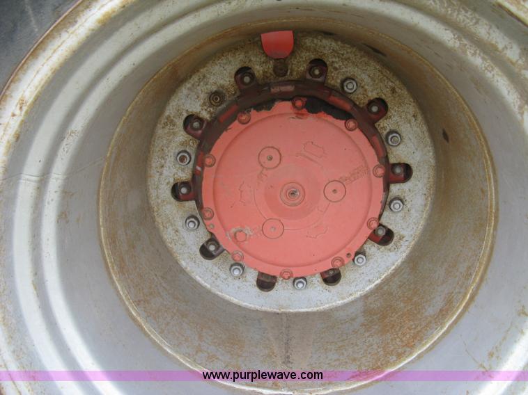 image for item H9492 1980 Case 4690 4WD tractor