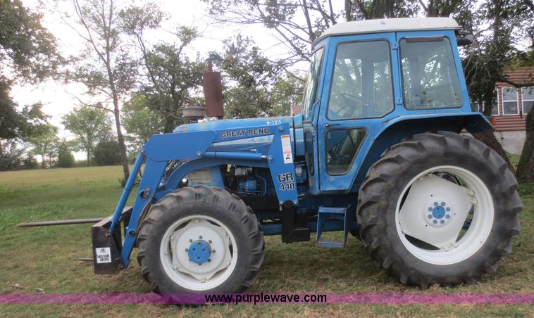 image for item I2205 1984 Ford 6710 MFWD tractor