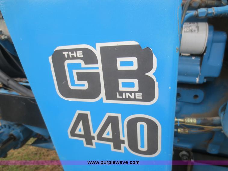 image for item I2205 1984 Ford 6710 MFWD tractor