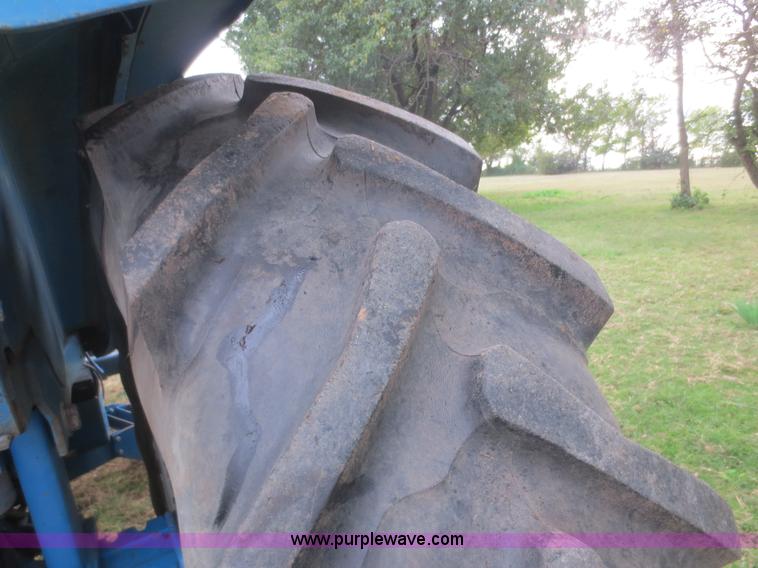 image for item I2205 1984 Ford 6710 MFWD tractor