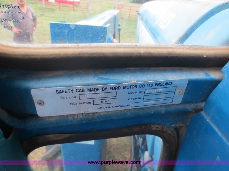 image for item I2205 1984 Ford 6710 MFWD tractor