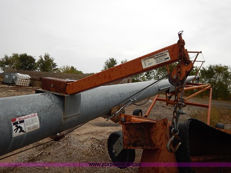 image for item I5340 Hutchinson Mayrath 65' swing hopper auger