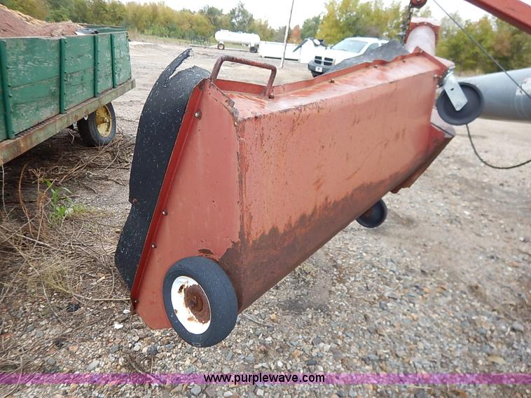 image for item I5340 Hutchinson Mayrath 65' swing hopper auger