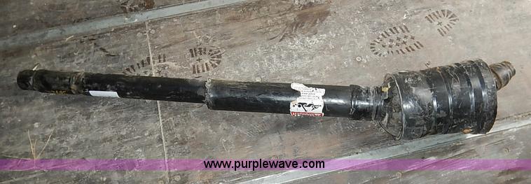 image for item I5390 2007 John Deere 568 round baler