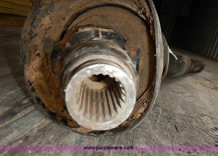 image for item I5390 2007 John Deere 568 round baler