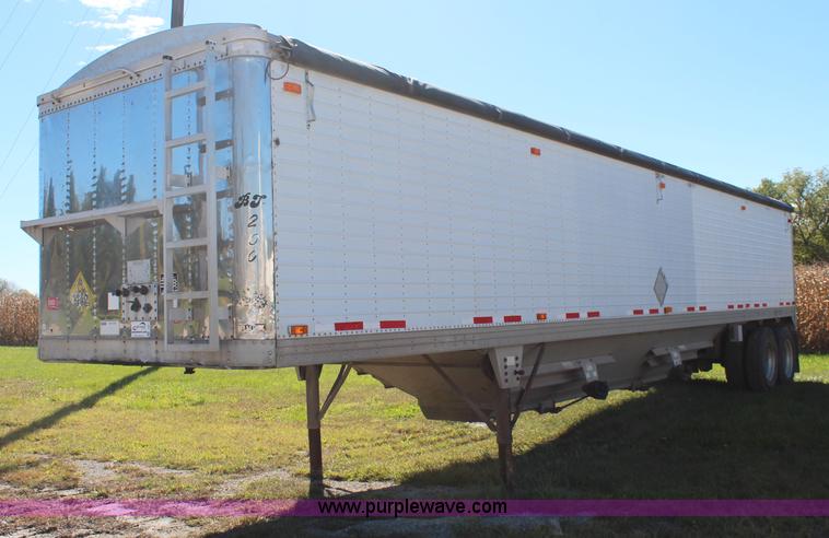 image for item I5877 1995 Timpte double hopper grain trailer