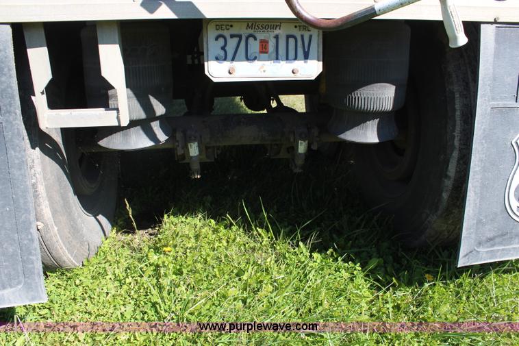 image for item I5877 1995 Timpte double hopper grain trailer