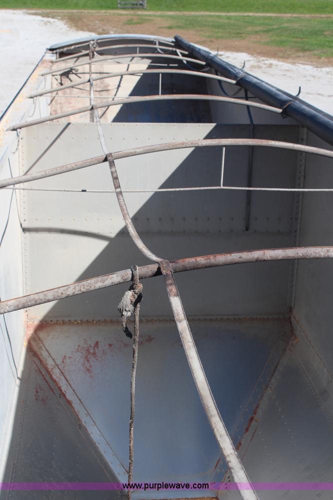 image for item I5877 1995 Timpte double hopper grain trailer