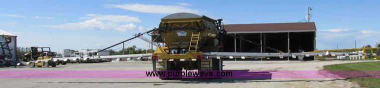 image for item I8921 2001 Ag-Chem TerraGator 8103 self-propelled applicator