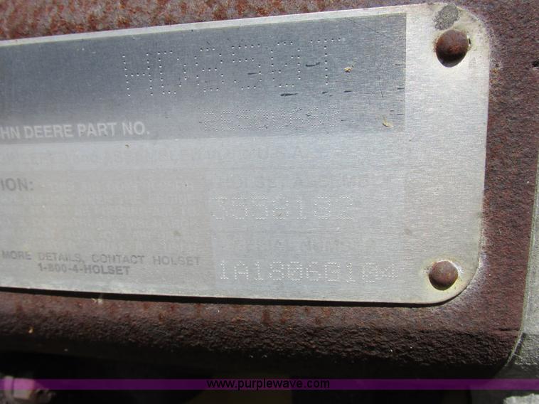 image for item I8921 2001 Ag-Chem TerraGator 8103 self-propelled applicator