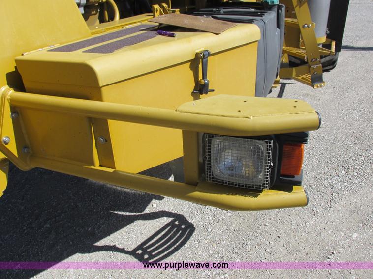 image for item I8921 2001 Ag-Chem TerraGator 8103 self-propelled applicator