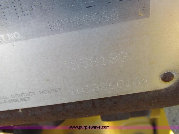 image for item I8921 2001 Ag-Chem TerraGator 8103 self-propelled applicator