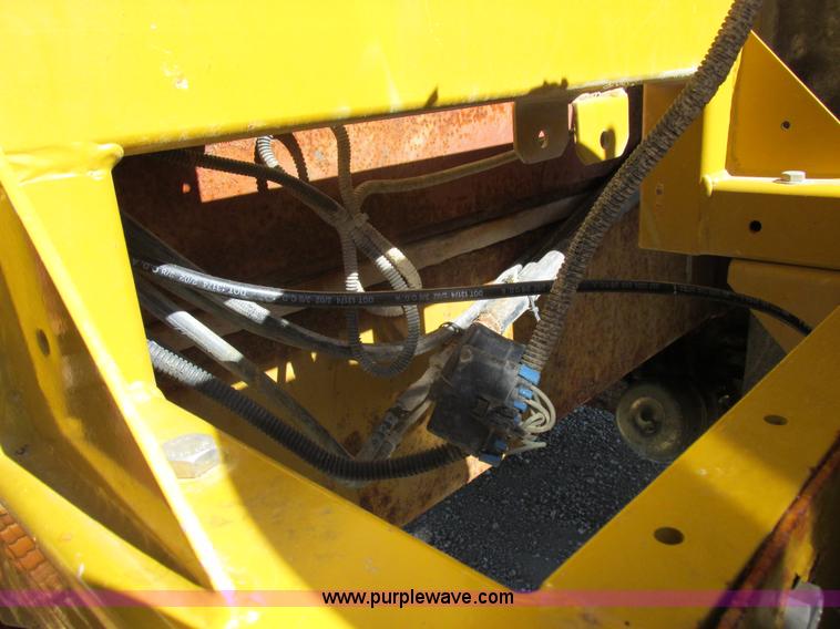 image for item I8921 2001 Ag-Chem TerraGator 8103 self-propelled applicator