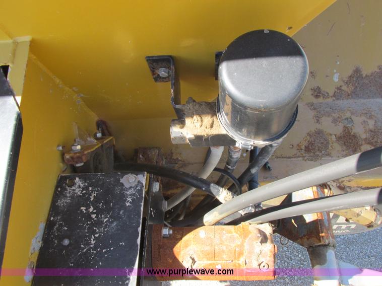 image for item I8921 2001 Ag-Chem TerraGator 8103 self-propelled applicator