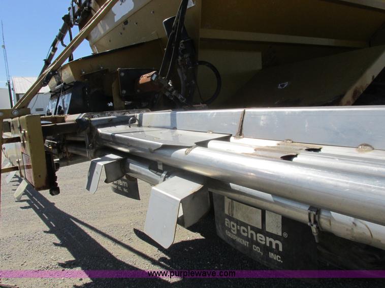 image for item I8921 2001 Ag-Chem TerraGator 8103 self-propelled applicator