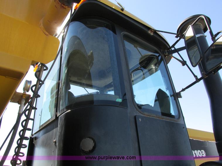 image for item I8921 2001 Ag-Chem TerraGator 8103 self-propelled applicator