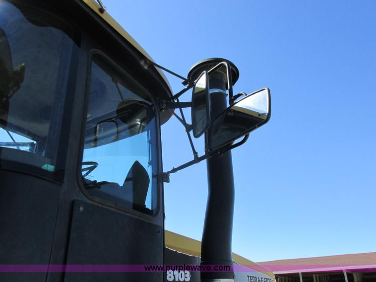 image for item I8921 2001 Ag-Chem TerraGator 8103 self-propelled applicator