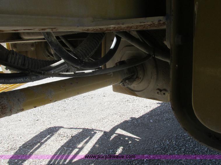 image for item I8921 2001 Ag-Chem TerraGator 8103 self-propelled applicator