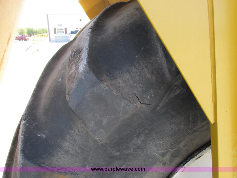 image for item I8921 2001 Ag-Chem TerraGator 8103 self-propelled applicator