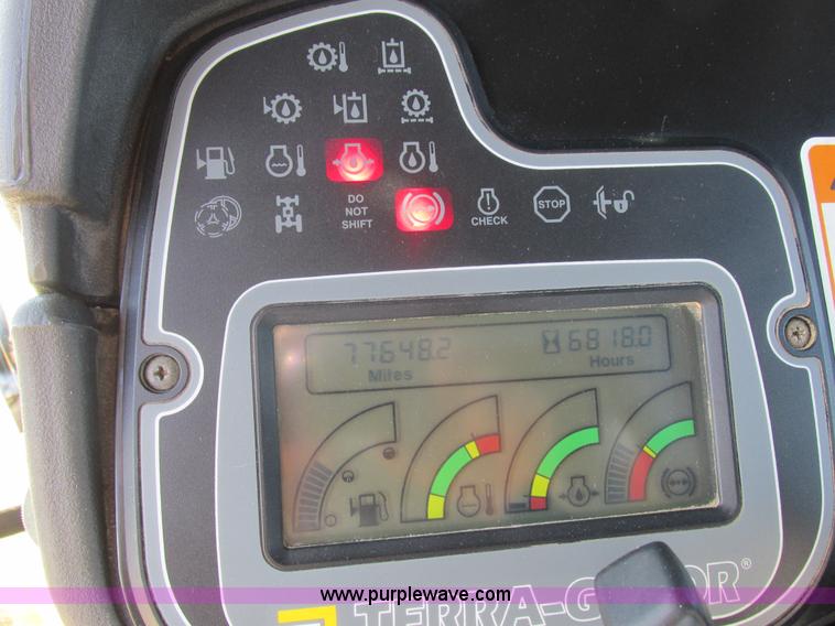 image for item I8921 2001 Ag-Chem TerraGator 8103 self-propelled applicator