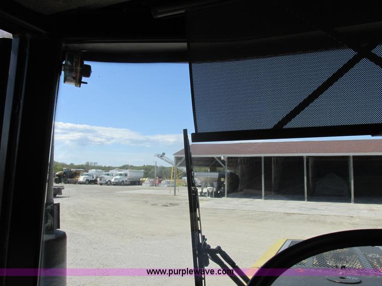 image for item I8921 2001 Ag-Chem TerraGator 8103 self-propelled applicator