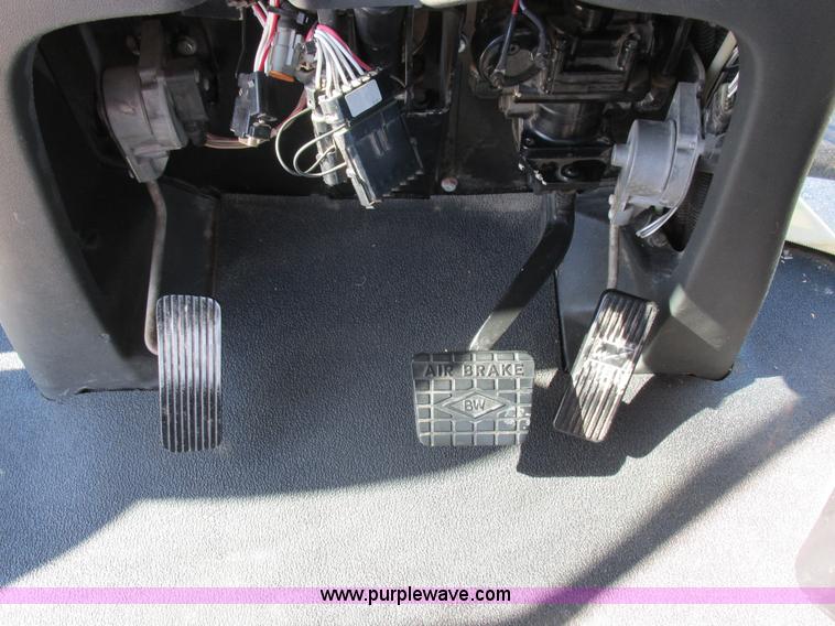 image for item I8921 2001 Ag-Chem TerraGator 8103 self-propelled applicator