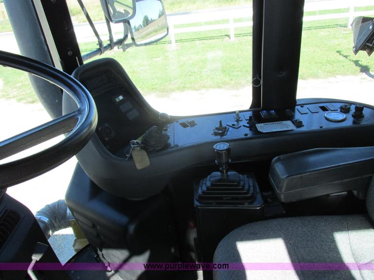 image for item I8921 2001 Ag-Chem TerraGator 8103 self-propelled applicator